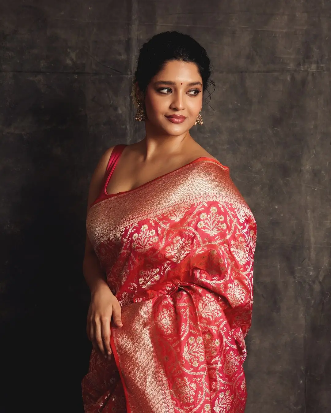 Ritika Singh Wearing Beautiful Earrings Red Saree Sleeveless Blouse